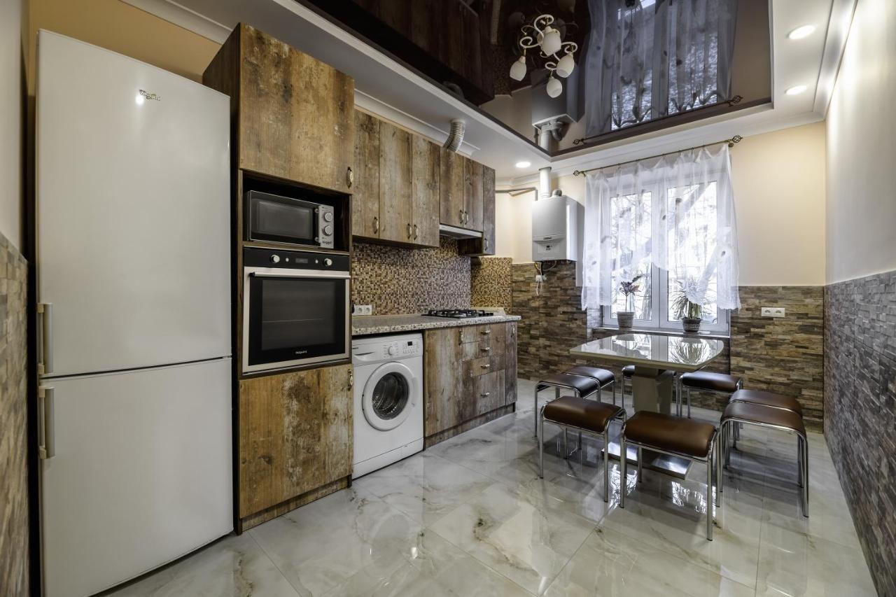 Kyivska Apartments Lviv Ngoại thất bức ảnh