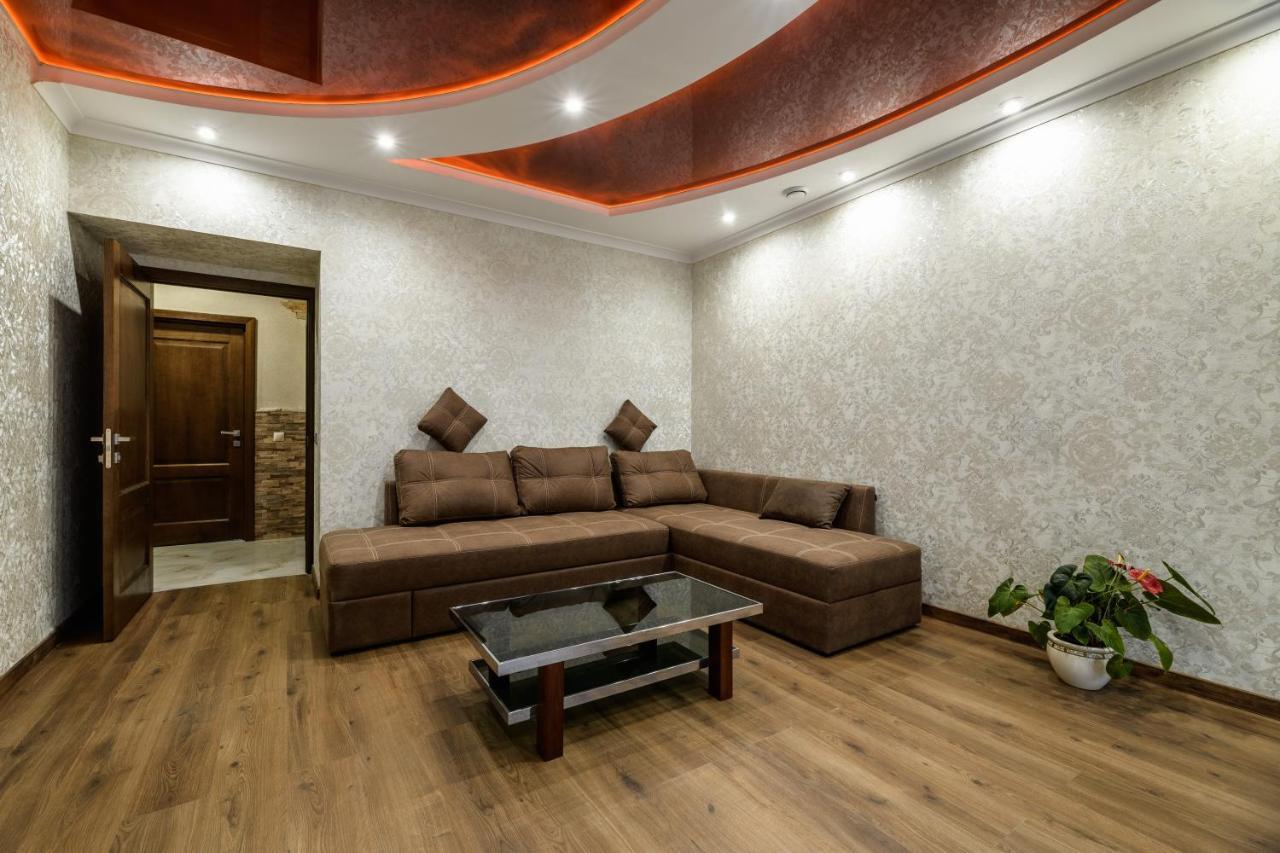 Kyivska Apartments Lviv Ngoại thất bức ảnh